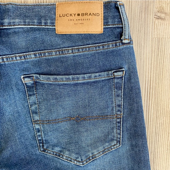 Lucky Brand 110 Slim W31 L 32 EUC medium blue - Picture 5 of 11